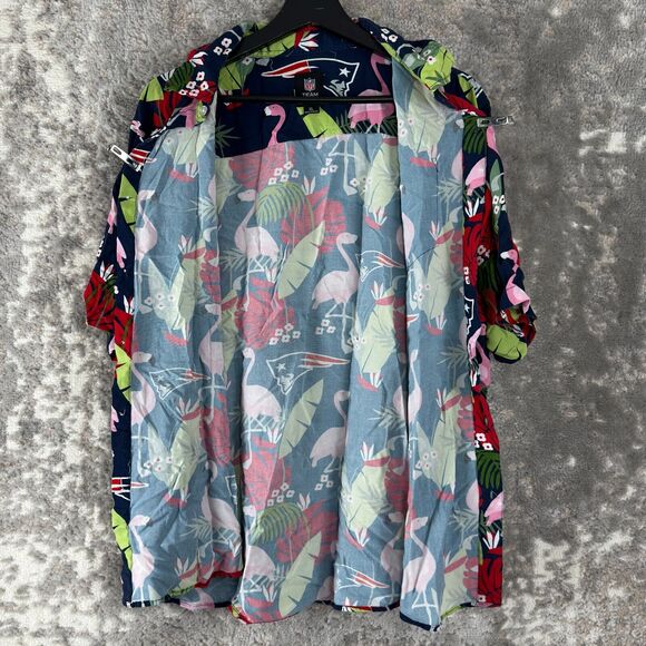 NFL Team Apparel Sz XL Patriots Tropical Flamingo Print Hawaiian Button Shirt Fo - Picture 3 of 10